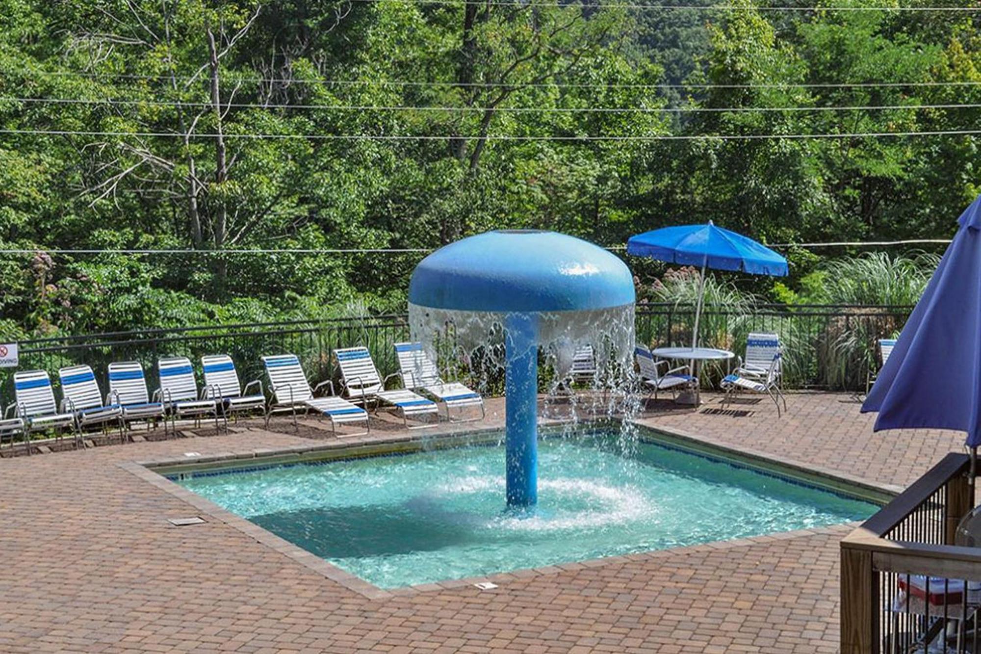 Beartastic Mountain View Lodge Gatlinburg Ngoại thất bức ảnh